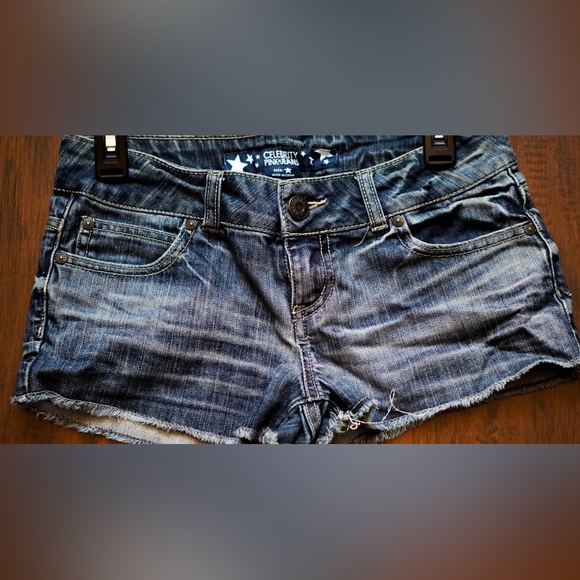JEAN LOW RISE SHORTS - Picture 2 of 2